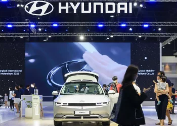 Amazon and Hyundai Plan to Disrupt Car Sales via Online Platform