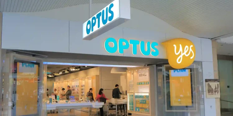 Nationwide Outage Leaves Optus Users Without Service for 8 Hours