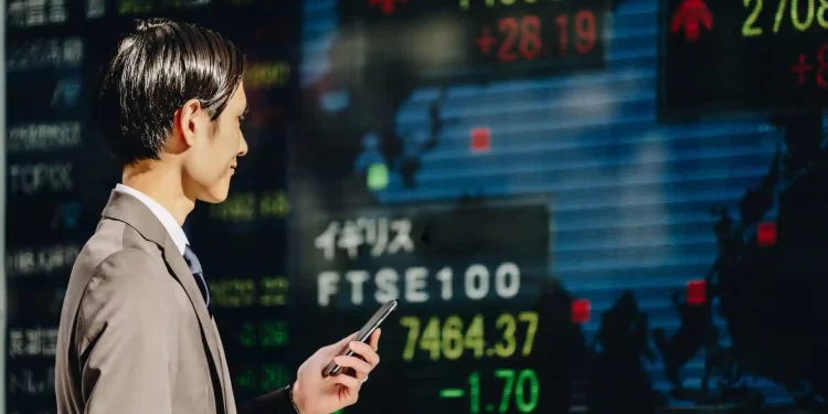 Japan to Spend $112 Billion to Counter Inflation