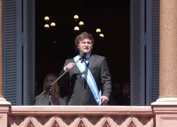 President Milei’s Push for Dollarization: Evaluating its Impact on Argentina’s Economy