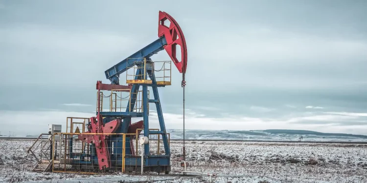 Global Oil Prices Drop Over 1% Following Saudi Slashes Its Prices