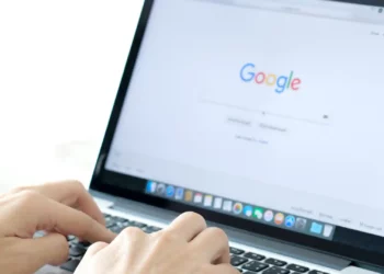 Breakup Threat Looms Large on Google and Apple as Regulators Clamp Down