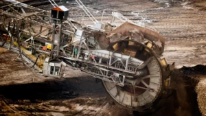 BHP’s $39 Billion Bid to Anglo American to Make Mining Giant