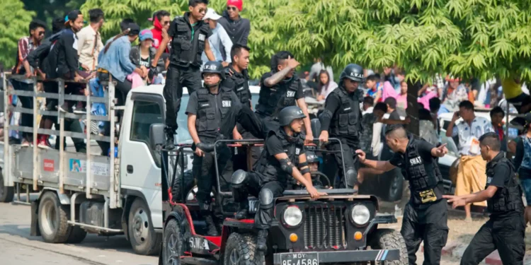 Myanmar’s Military Junta Faces Mounting Challenges Amidst Border Losses and Internal Struggles