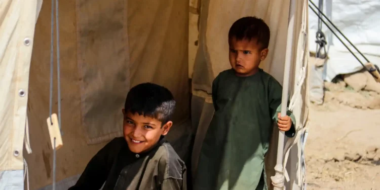 10 Million in Pakistan on the Brink of Poverty: The World Bank Report