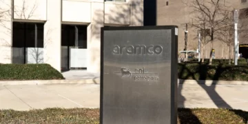 Saudi Arabia Plans to Raise Nearly $12 bn in Aramco Share Sale 6 Saudi Arabia Plans to Raise Nearly $12 bn in Aramco Share Sale