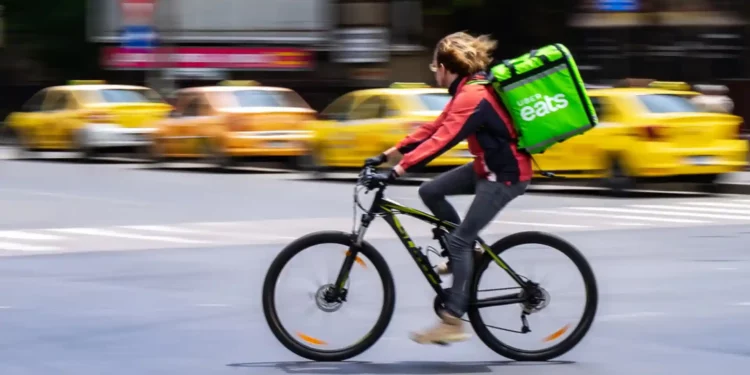 New York and Seattle Face Delivery Apps Fallout Due to Increased Costs