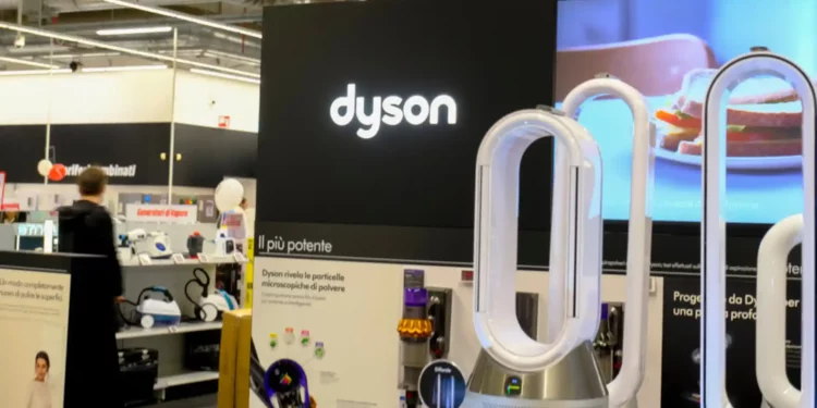 Dyson to Axe About 1,000 Jobs as Part of Global Cost-Cutting Drive