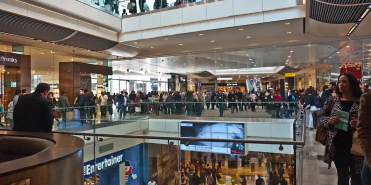 Rising Living Costs and Bad Weather Hit UK Summer Spending Hard