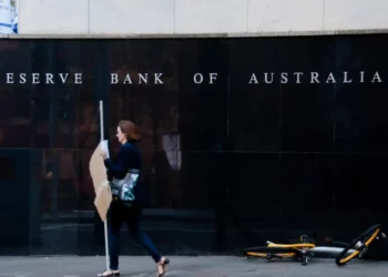 RBA Reveals Plan to Maintain Cash Rate at 4.35% to Combat Inflation