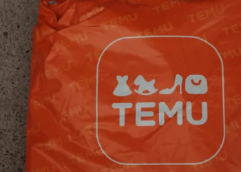 Large-Scale Protest by China Merchants Over Temu Fines