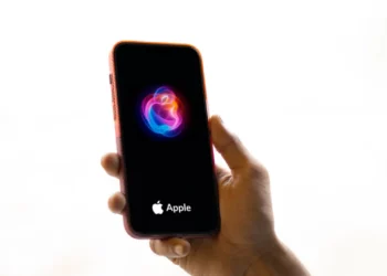 Apple Bets on AI with iPhone 16 Launch, Featuring Minor Hardware Upgrade