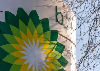BP’s New Strategy Shifts from Green Energy to Oil Profits, Angering Environmentalists