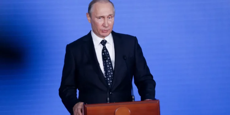 32 Global Leaders Gather in Russia as Putin Resists Western Isolation at BRICS Summit