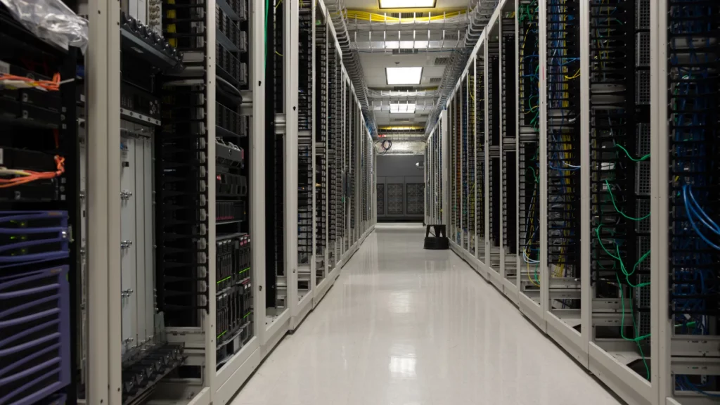 Abu Dhabi’s ADQ And US-Based ECP Sign $25 Billion AI And Energy Deal