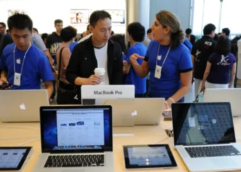 Apple Gives Biggest Interface Makeover in its History for iPhone, iPad, and Mac