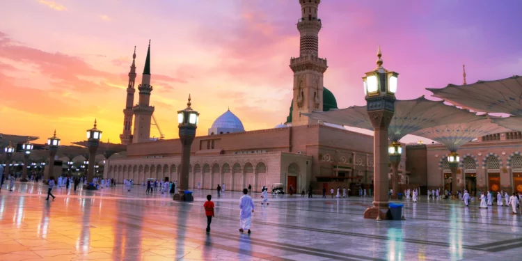 Saudi Arabia Witnesses a Journey to $80 Billion in Tourism 