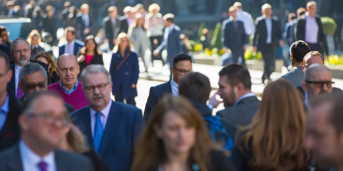 Sluggish UK Businesses Expand Rapidly After Trump Tariffs Eases