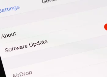 Apple Announces Software Redesign Keeping up with Google, Samsung