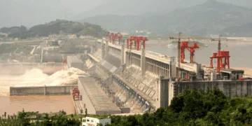 China Plans $167 Billion Mega Dam Project to Reach Its Zero Emission Goal Despite Objections 6 China Plans $167 Billion Mega Dam Project to Reach Its Zero Emission Goal Despite Objections
