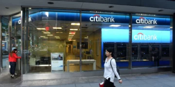 Citigroup Delegates $80 Billion of Assets to BlackRock as it Shifts From Wealth Unit 3 Citigroup Delegates $80 Billion of Assets to BlackRock as it Shifts From Wealth Unit