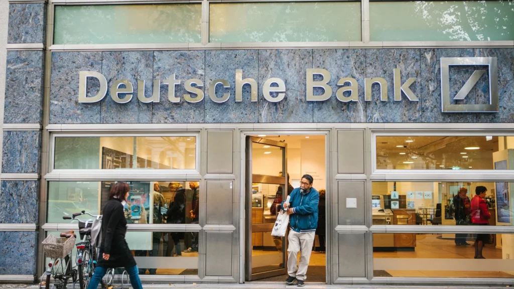 EBA Tries to Balance Strict Regulation and Flexibility as Banking Landscape Changes 1 EBA Tries to Balance Strict Regulation and Flexibility as Banking Landscape Changes