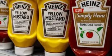 Kraft Heinz To Split into Two Companies As It Is Unable to Meet Its Growth Expectations 6 Kraft Heinz To Split into Two Companies As It Is Unable to Meet Its Growth Expectations