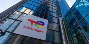 Iraq Signs Deal With TotalEnergies and QatarEnergy LNG To Change Its Energy Future