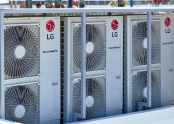 LG Energy Solution Forecasts 34% Profit Jump as US EV Buyers Race for Tax Incentives