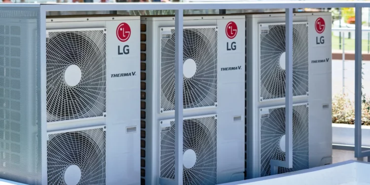 LG Energy Solution Forecasts 34% Profit Jump as US EV Buyers Race for Tax Incentives 1 LG Energy Solution Forecasts 34% Profit Jump as US EV Buyers Race for Tax Incentives