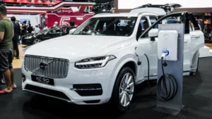 Carmakers Volvo and Polestar Call on EU to Uphold 2035 Ban on Petrol Vehicles