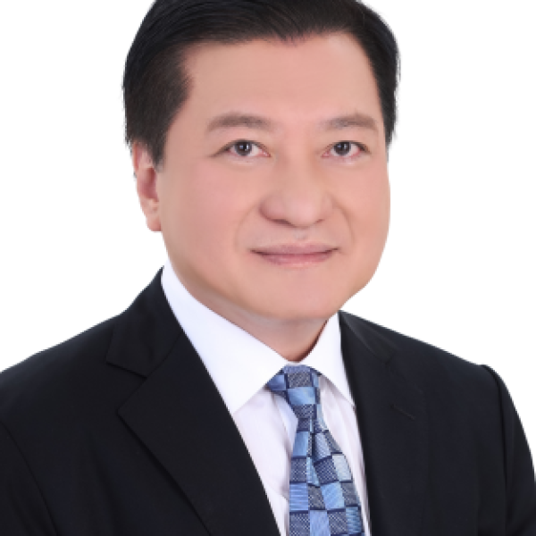 Professor Dr. Kriengsak Chareonwongsak